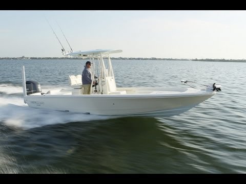 Pathfinder 2600 HPS Bay Boat Walk Through