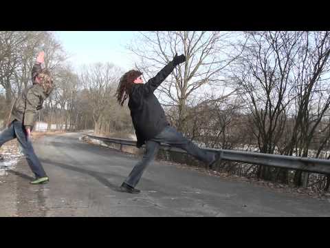 Lattenschuss - Der Unglücksrabe