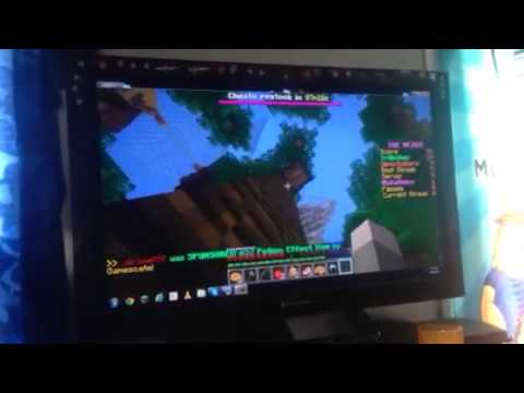 MY BROTHER PLAYING MINECRAFT WITH BAJAN CANADIAN!!