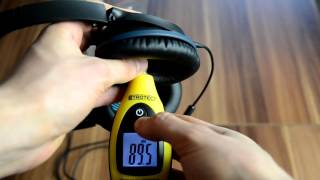 Video thumbnail for Bose QC25 Noise Cancelling headphones review and SPL dB test by Techscrew