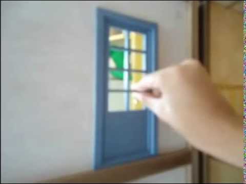 Casa de Praia em Miniatura #17 - porta do quarto do bebê