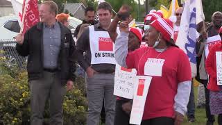 Les Tournesols Local 441 On Strike