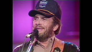 Make-up and faded blue jeans - Merle Haggard (+interview part) live in London 1988