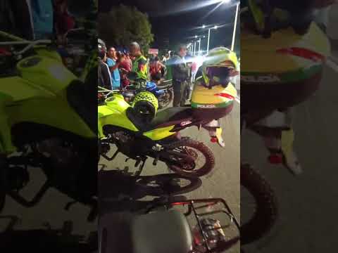 acaba de presentarse un accidente aquí en la altura de Lomita Villa Rosario