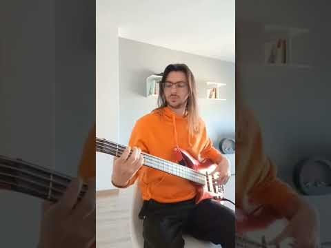 A real bass could fit perfectly in Charlie Puth's Attention