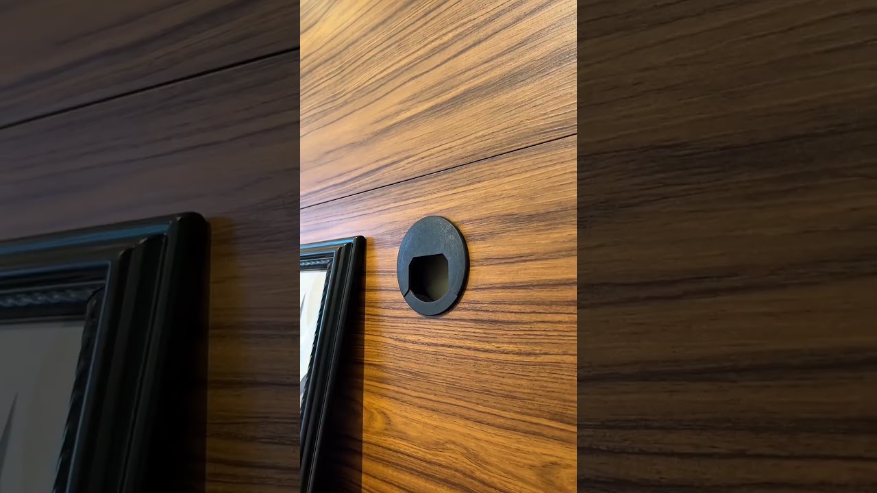 Thumbnail do vídeo - Painel Cine - Cedro Ou Cedro / Off White