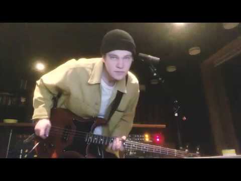 Learning to fly (cover but no one plays their real instruments)