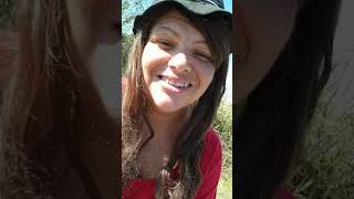 For my little friends that met me in the palace oh remember we're not allowed to drink th green soda