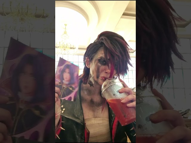 Vídeo relacionado con XUANHEY Collar Arcane Cosplay Collar Vi/Caitlyn Colgante Comic Con Fans Colección Halloween Disfraz Accesorios Colgante Fiesta Collares Regalo para Mujeres Hombres