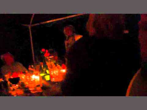 Nora Grefstad synger