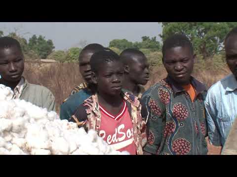 , title : 'Périple au pays des hommes intègres - Burkina Faso