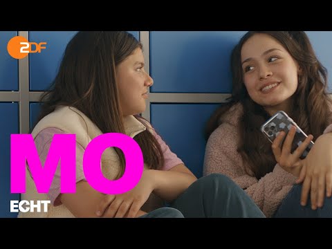 Hattest du schon mal einen Freund? 🤭  - ECHT - Clip 9