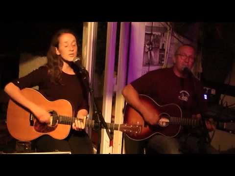 Siggi Björns and Franziska Günther playing "Having a Wonderful Time"