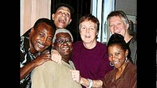 George Benson, Al Jarreau, &amp; Paul McCartney ~ Bring It On Home To Me