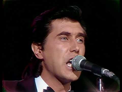 Roxy Music - Out Of The Blue (Midnight Special 1975) (HD 60fps)