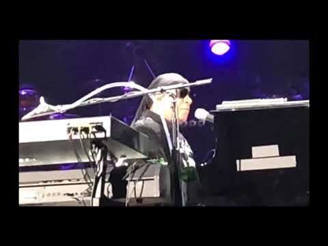 Stevie Wonder 'You and I' and 'Lately' 2018 live