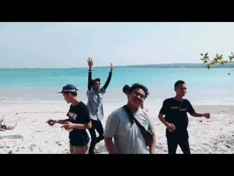 Hidup hanya sekali dan mari nikmati  DON'T WORRY BE HAPPY