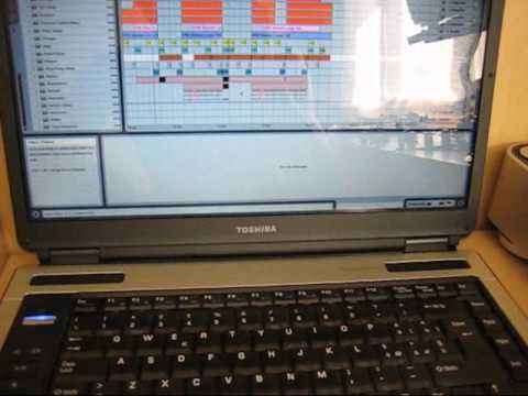 T-PE3 In the "Studio" Making a new Progressive house track