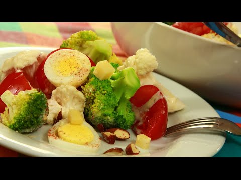 Есенна салата с броколи, карфиол и млечен дресинг - Кето диета