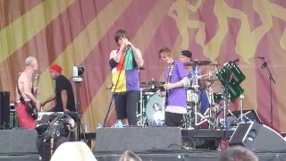 Red Hot Chili Peppers - Universally Speaking (Jazz Fest 04.24.16) HD
