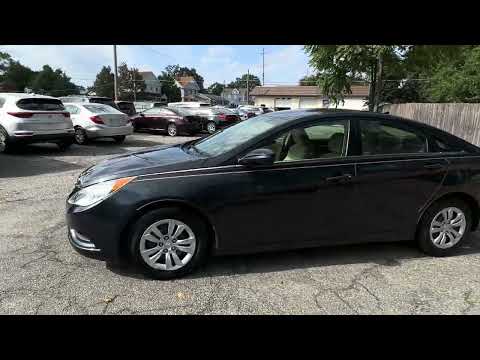 2011 Hyundai Sonata GLS.