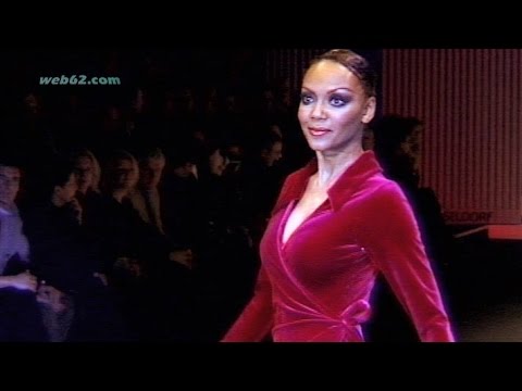 Tristano Onofri - Italian Designer Fashion show   summer 2004 part 2 @ web62.com Internet TV