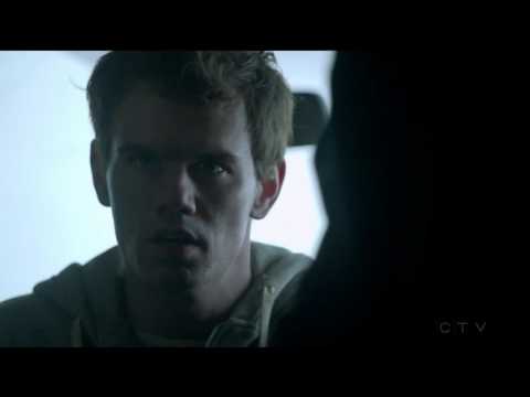 Hostage threat scene #7  - Priyanka Chopra/Alex Parrish - Quantico (tv series)