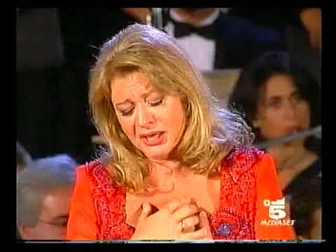 Daniela Dessì – "Vissi d'arte" – Tosca, Puccini (1998)