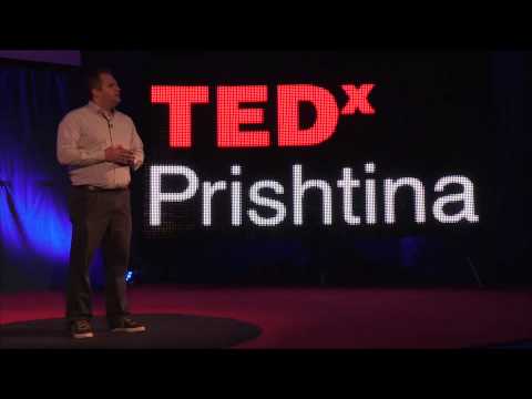 Vendimmarrja fillon me qytetari aktive  | Shpend Ahmeti | TEDxPrishtina