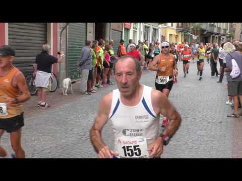 Corsa 5 laghi 2016   passaggio primo Km