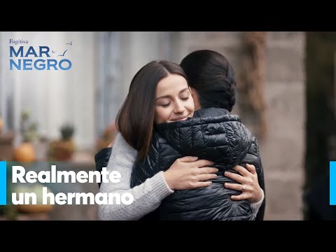 Asiye trata de arreglar el humor de Nefes - Mar Negro Capítulo 111 | Fugitiva