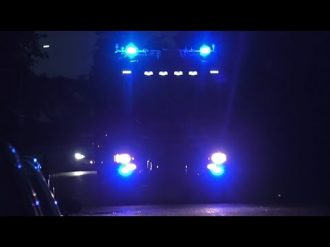 Ongeval op de Hellenbeekstraat in Elburg | PRIO 1 TS 06-1541 Brandweer Elburg met spoed
