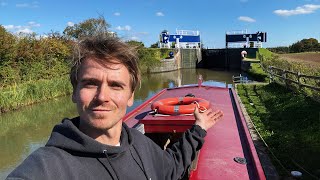 THE BOAT IS BACK! - attempting the locks for the first time..