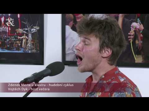 Zdenek Merta u klavíru - host Vojta Dyk