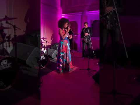 I will always love you (Whitney Houston) - Helen Tesfazghi AFROBLUE (Anastasio sax solo)
