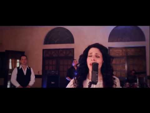 Codigo Eterno ft Jennifer Salinas - Más Como Tú (Video Oficial)
