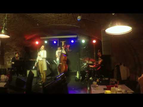 Julia Perminova trio feat. Alina Rostotskaya - The Grinch