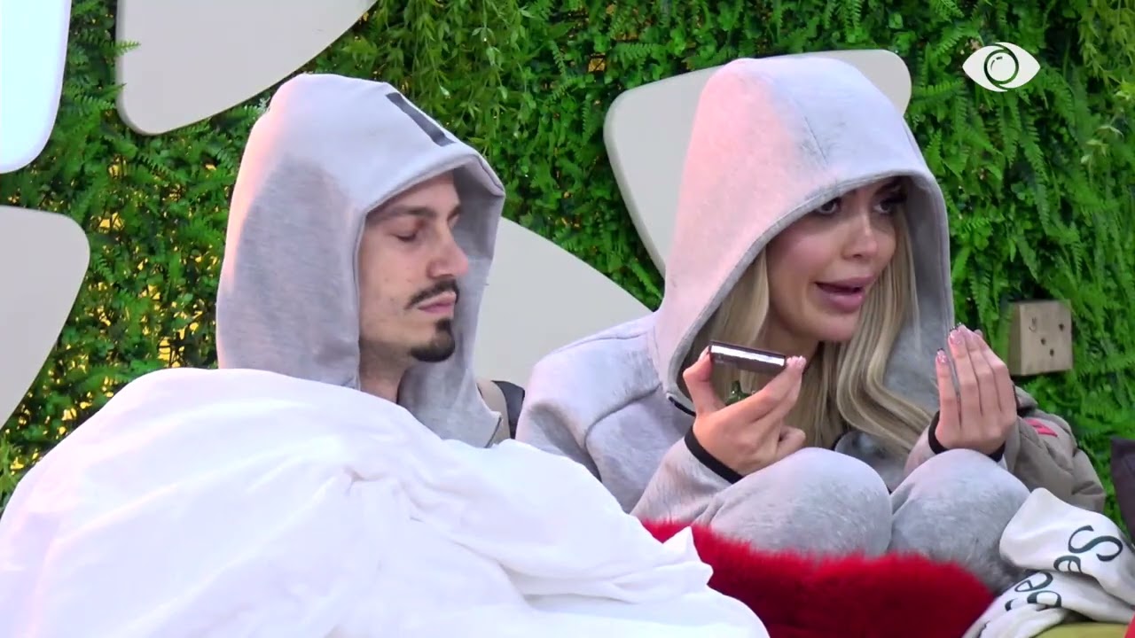 Me mua e more shumë tendencioze/ Brikena bisedon me Arditin