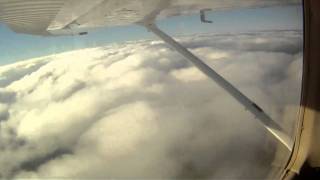 preview picture of video 'Steep Turns Above the Clouds Cessna 172 LSP 27 March 2011'