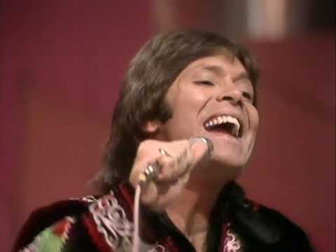 Cliff Richard - Love Train - 1974 ( 720p )