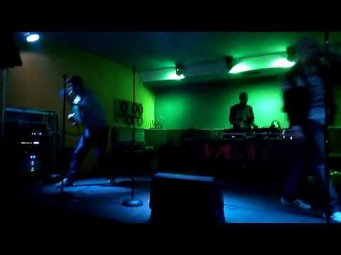 LIVE Chorus Citrus - Gentleman ft. EliotZ (3.4.2015 - Nautilus - Hodonín)