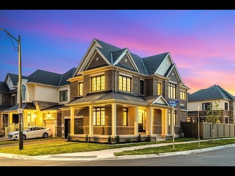 Stunning Show Home, Milton, ON - Sotheby's International Realty Canada