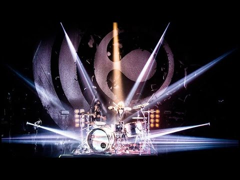 Crossfaith - Tatsuya Amano 'Exclusive Extreme Drum Solo'