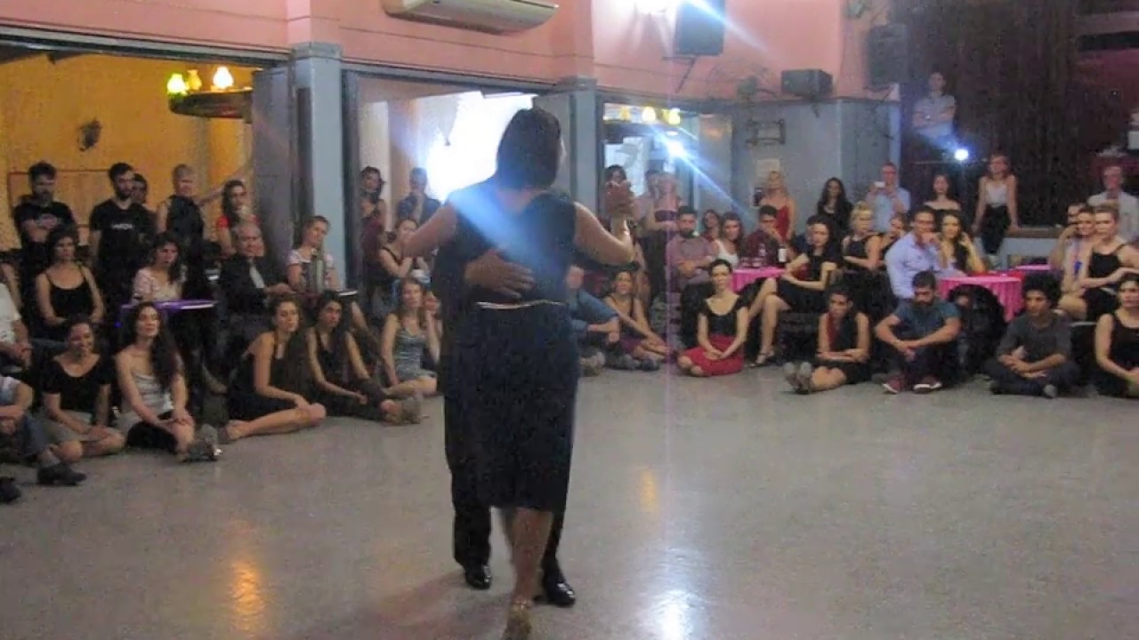 EDUARDO PAREJA "PAREJITA" y LAURA GRANDI en Viva La Pepa! Milonga