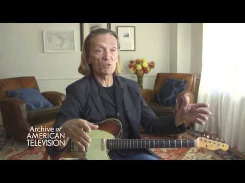 G.E. Smith on touring with Bob Dylan - EMMYTVLEGENDS.ORG