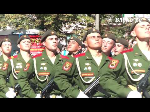 ВЛуки.ру: Военный парад в Великих Луках