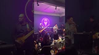 Download lagu Posesif - Naif mp3