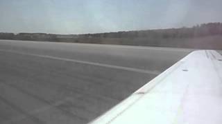 preview picture of video 'Landing in Bangor, Maine (BGR) Bangor International Airport'