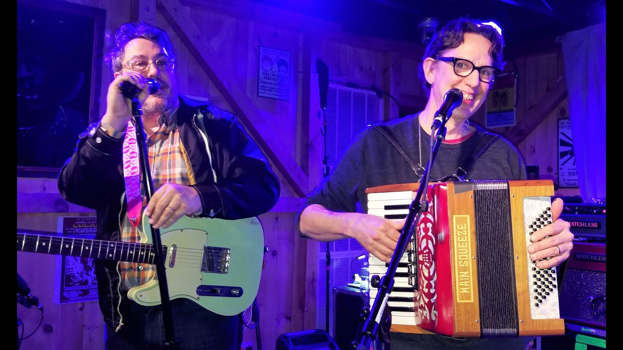 Indie Rock Icons They Might Be Giants Play in D.C.