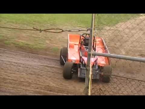 Ray Eggins Goes Topless - V8 Dirt Modified - Lismore Speedway - 06.03.15